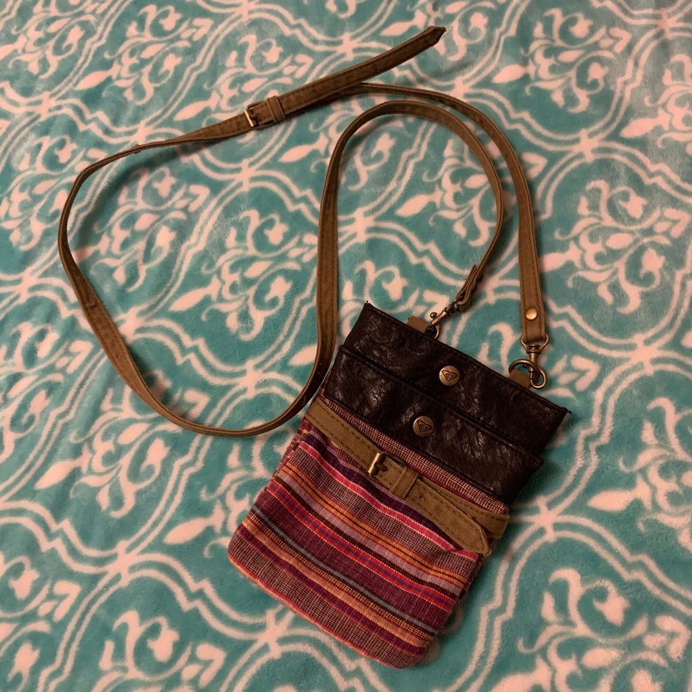 ROXY crossbody
